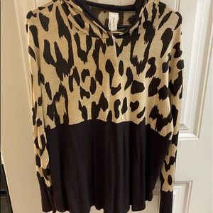 Honey Me Tan & Chocolate Brown Leopard Hoodie Sz L NWT